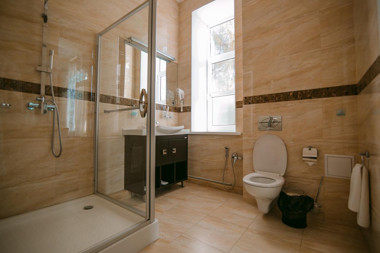 Hotel Inju Taraz Buitenkant foto